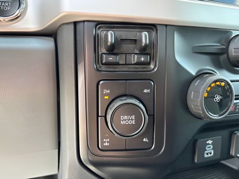 New 2026 Ford F250 XLT image 31