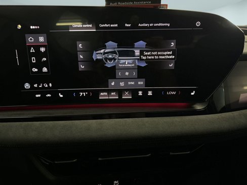 New 2025 Audi SQ6 e-tron Prestige image 23