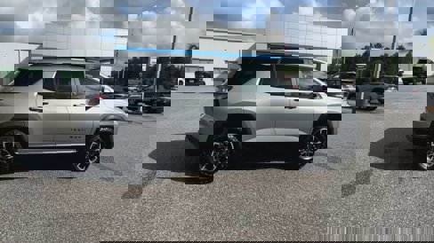 New 2026 Chevrolet Equinox ACTIV w/ Convenience Package III image 42