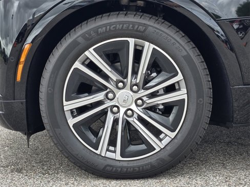 New 2025 Cadillac Lyriq Luxury image 14