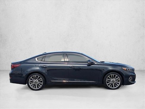 Used 2020 Kia Cadenza Limited image 4