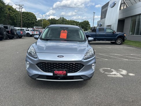 Used 2022 Ford Escape Titanium image 2