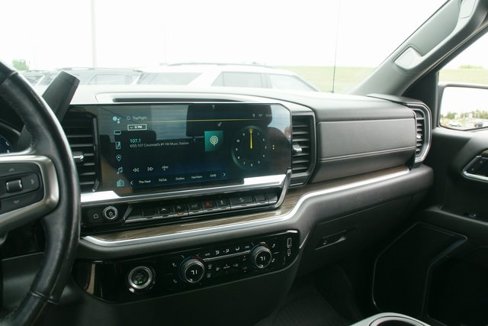 Used 2022 Chevrolet Silverado 1500 LT image 22