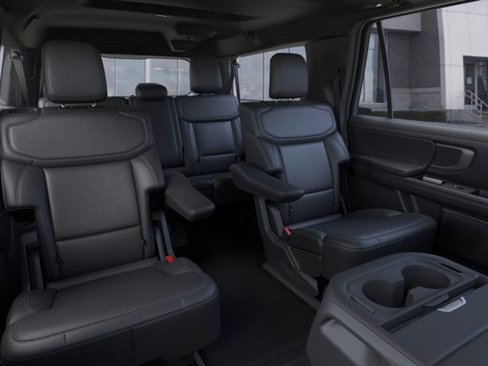 New 2025 Ford Expedition Max Platinum image 11