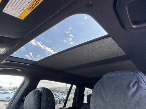 New 2026 Mercedes-Benz GLS 580 4MATIC image 21
