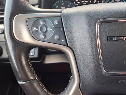 Used 2020 GMC Yukon XL Denali image 25