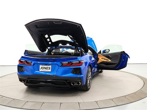 Used 2024 Chevrolet Corvette Stingray Preferred Cpe w/ Stealth Interior Trim Package image 15