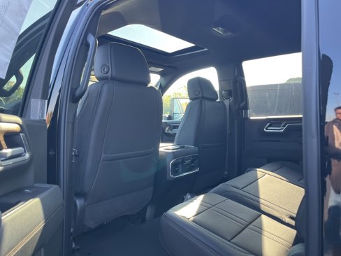 New 2026 Chevrolet Silverado 2500 High Country w/ High Country Premium Package image 9