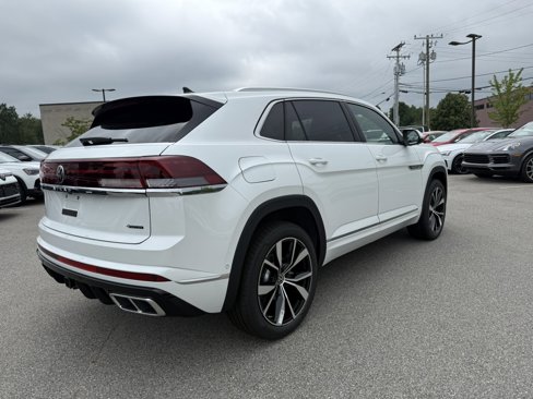 New 2025 Volkswagen Atlas Cross Sport SEL Premium R-Line image 5