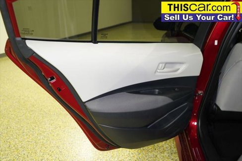 Used 2025 Toyota Corolla LE image 21