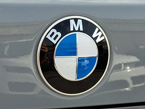 New 2026 BMW X7 M60i image 23