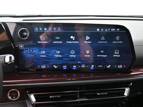 New 2026 Chevrolet Traverse Z71 w/ Driver Confidence Package image 28