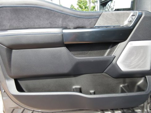 New 2025 Ford F250 Platinum w/ Tremor Off-Road Package image 9