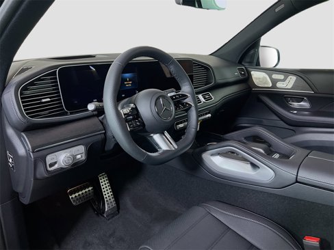New 2026 Mercedes-Benz GLS 580 4MATIC image 10