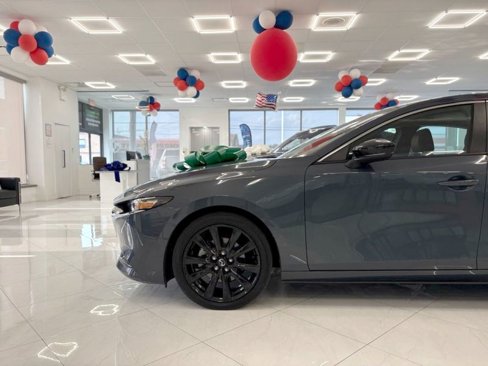Used 2024 MAZDA MAZDA3 s image 6