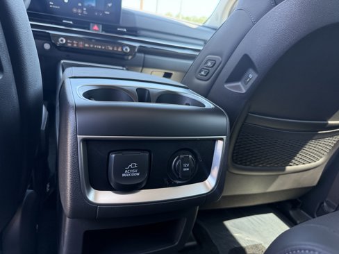 New 2026 Kia Carnival SX Prestige image 17