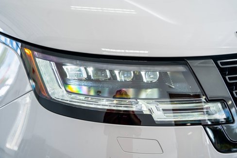 Used 2025 Land Rover Range Rover Long Wheelbase Autobiography image 19