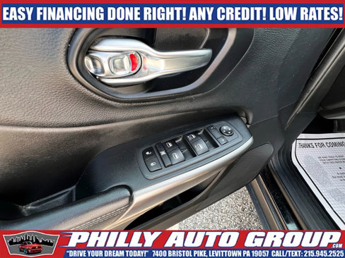 Used 2019 Jeep Cherokee Latitude Plus image 28