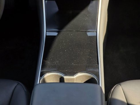 Used 2020 Tesla Model 3 Standard Range Plus image 18