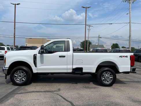 New 2025 Ford F350 XLT image 5