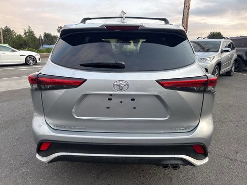 Used 2022 Toyota Highlander XSE image 5