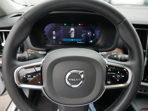 Certified 2024 Volvo S60 B5 Plus image 25