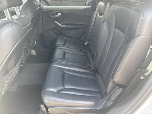 Used 2019 Audi Q7 3.0T Premium w/ Convenience Package image 11