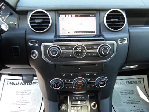 Used 2015 Land Rover LR4 HSE image 13