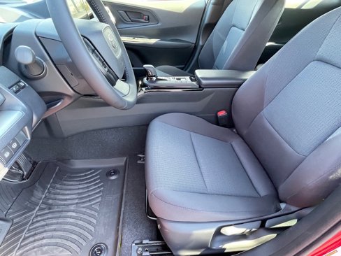 New 2026 Toyota Prius LE image 8