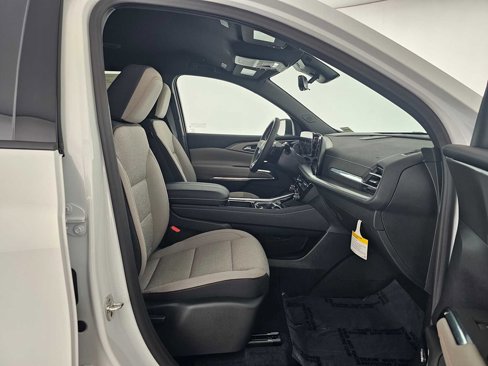 New 2026 Chevrolet Traverse LT w/ Enhanced Driving Package image 10