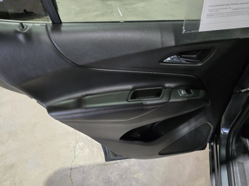 Used 2020 Chevrolet Equinox Premier image 25