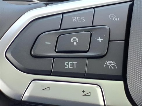 New 2026 Volkswagen Atlas Cross Sport SEL Premium R-Line image 20