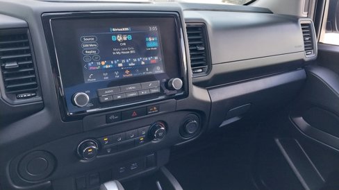 Used 2024 Nissan Frontier S w/ S Utility Package image 18
