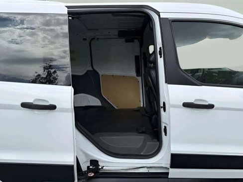 Used 2019 Ford Transit Connect XL image 19