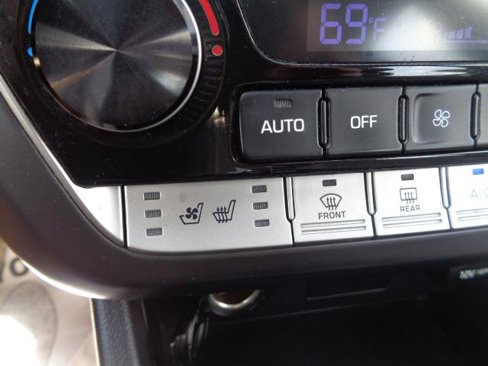 Used 2018 Hyundai Sonata Limited image 40