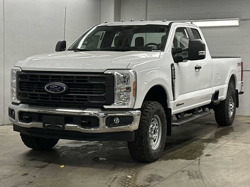 New 2026 Ford F250 XL image 1