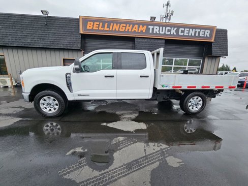 Used 2023 Ford F350 XLT image 2