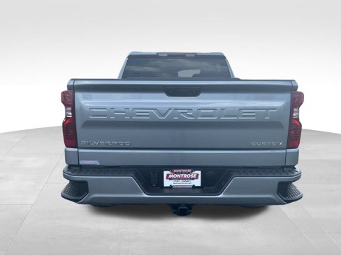 New 2026 Chevrolet Silverado 1500 Custom image 4