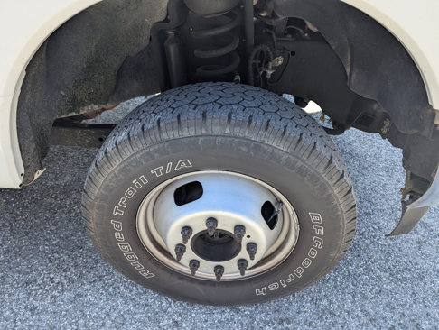 Used 2018 Ford F350 XL w/ Power Equipment Group image 4