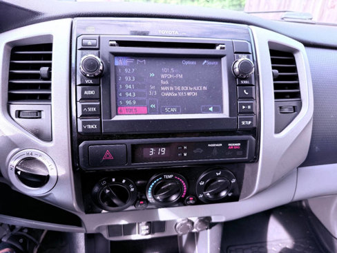 Used 2013 Toyota Tacoma 4x4 Access Cab V6 image 13