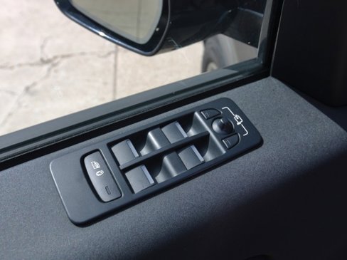 Used 2023 Land Rover Discovery Sport S image 13