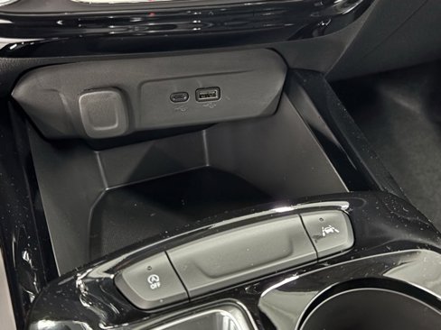 New 2025 Chevrolet Trax LT w/ Driver Confidence Package image 26