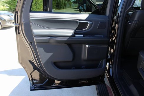 New 2025 Ford Expedition Max Platinum w/ Stealth Performance Package image 8