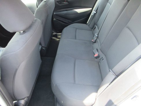 Used 2023 Toyota Corolla LE image 12