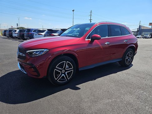 New 2026 Mercedes-Benz GLC 300 image 2