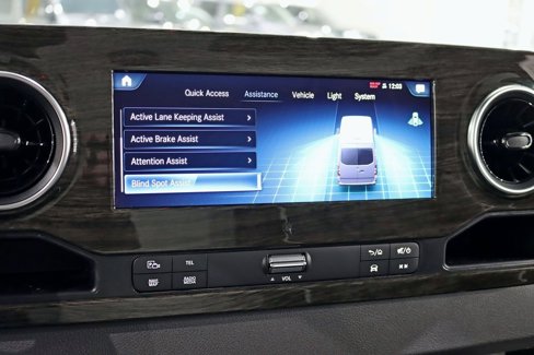 Used 2024 Mercedes-Benz Sprinter 3500 image 23