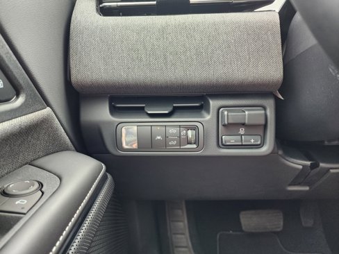 New 2026 GMC Sierra EV Elevation image 21