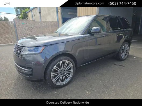 Used 2024 Land Rover Range Rover SE image 1