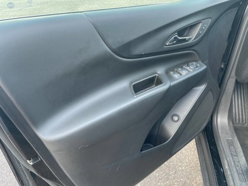 Used 2022 Chevrolet Equinox LT image 4