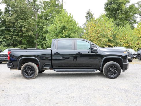 Certified 2021 Chevrolet Silverado 3500 LTZ w/ LTZ Plus Package image 8